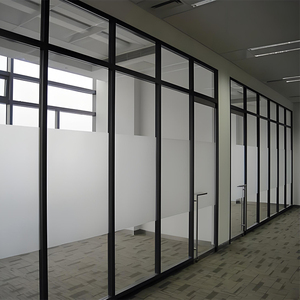 Pared <span class=keywords><strong>de</strong></span> Vidrio Modular Insonorizada Desmontable con Perfil <span class=keywords><strong>de</strong></span> <span class=keywords><strong>Aluminio</strong></span> <span class=keywords><strong>para</strong></span> Separación <span class=keywords><strong>de</strong></span> Espacios Interiores <span class=keywords><strong>de</strong></span> Oficina - Product Image 2