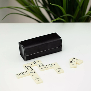 Dominos noirs personnalisés 28 pièces en coffret en cuir – Jeu de société éducatif très prisé - Product Image 6