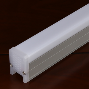 Lámpara de Fachada Exterior a Todo Color IP65, Bañador de Pared Cuadrado, Súper Brillante, Programable, Luces LED Digitales de Tubo con Color en Movimiento - Product Image 1