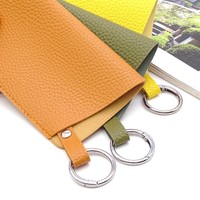 Étui à lunettes à la mode en gros à crochet anneau circulaire étui de protection portable pour lunettes de sport et lunettes de soleil