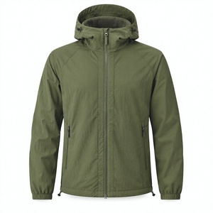 Veste coupe-vent légère pour homme, à capuche, imperméable, coupe-vent, en nylon, pour le voyage et les trajets quotidiens - Product Image 1