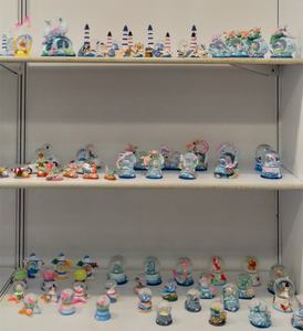 Artisanat en résine ODM de haute qualité, île de plage, vie marine, aimant de réfrigérateur dauphin, mouette, crabe, sable doré, souvenir de Bulgarie, globe à neige - Product Image 6