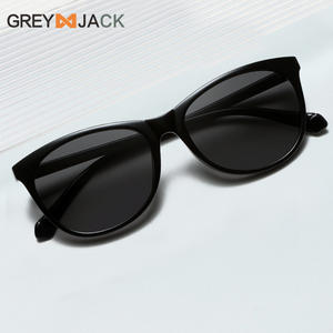 Lunettes de soleil Greyjack Cat Eye, monture noire TR90, verres TAC, protection UV400, style unisexe - Product Image 2
