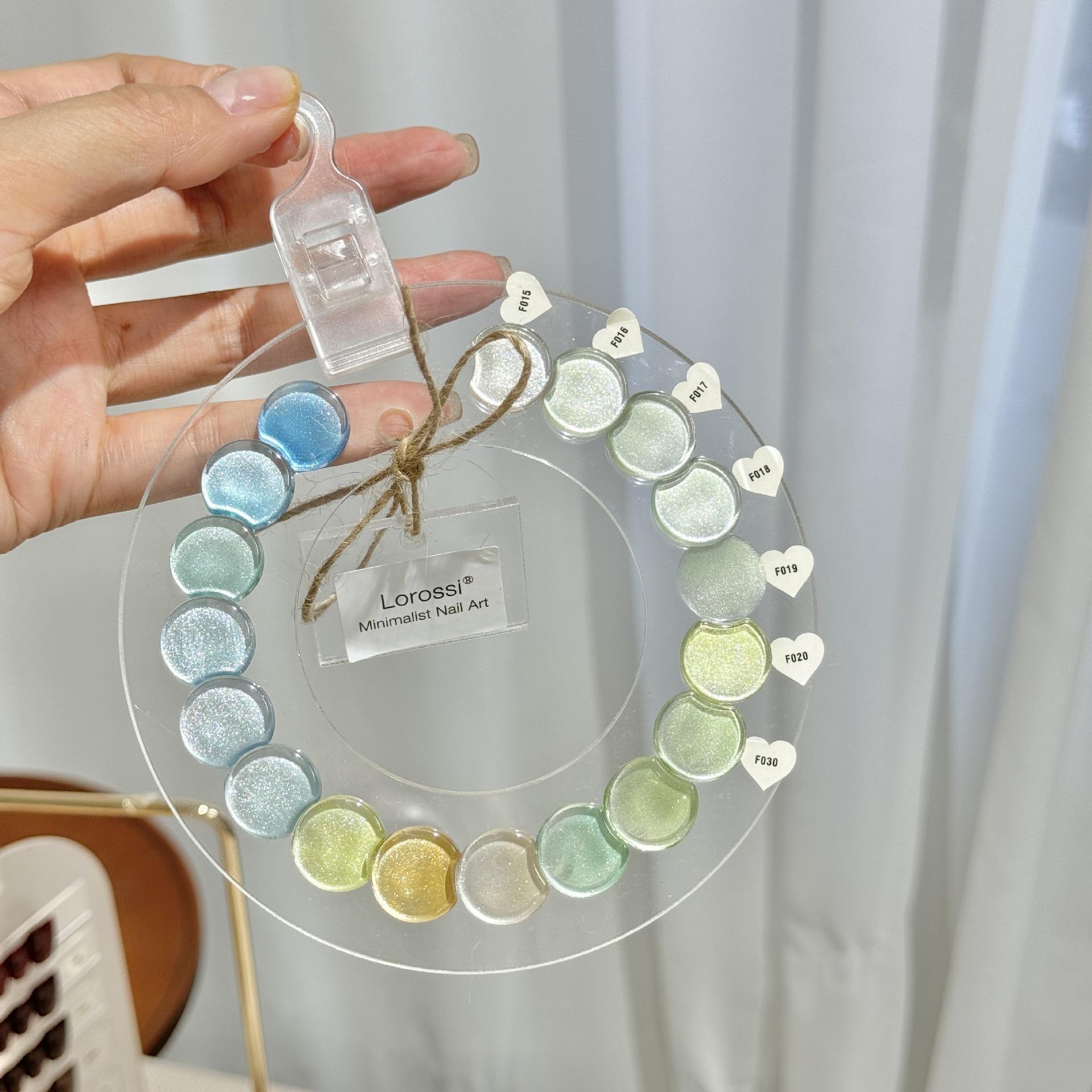 Round acrylic sheet (with small hooks)
