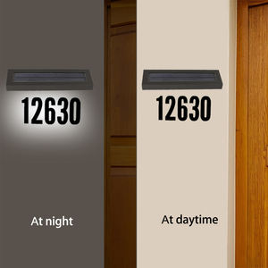 Luces Solares para Exteriores para Números de Casa, Luz Solar Ajustable para Exteriores para Placa de Dirección, Luz de Pared para Hogar, Jardín, Patio - Product Image 1