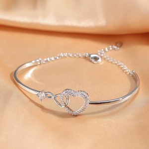 UIONEN Wholesale To My Daughter <b>Infinity</b> Heart <b>Bracelet</b> with Custom Card, Gold Plated Mother Daughter Gift Low MOQ OEM ODM - Product Image 6