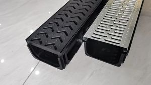 <span class=keywords><strong>Grondaia</strong></span> d'acciaio galvanizzata all'aperto del canale di scarico del PVC di progettazione moderna con drenaggio per gli spazi viventi all'aperto - Product Image 2