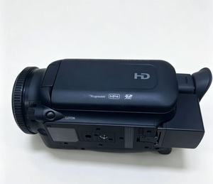 Caméscope professionnel Canon HF G26 Full HD d'occasion en promotion avec zoom optique 20x - Product Image 2