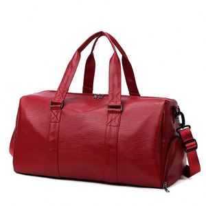 Sac de sport en cuir PU personnalisé avec logo, grande capacité, pour femmes, avec compartiment à chaussures, imperméable, sac de voyage pour la nuit - Product Image 2