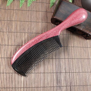 Peine de masaje de madera de gran tamaño, material de cuerno de vaca, peine para el cabello antiestático para uso doméstico - Product Image 2