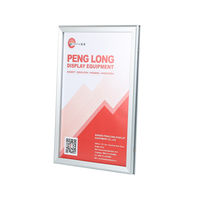 Penglong PL-MDB25 Cadre à clipser double face A2 25 mm pour expositions intérieures, panneau publicitaire suspendu en métal pour vitrine, résistant aux UV