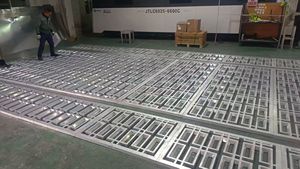 Panneau décoratif suspendu en alliage d'aluminium perforé avec revêtement en poudre pour murs et plafonds extérieurs - Product Image 4