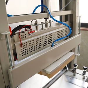 Bán tự động Cuff loại nước khoáng chai cắt niêm phong thu nhỏ máy đóng gói nhiệt thu nhỏ máy đóng gói - Product Image 4