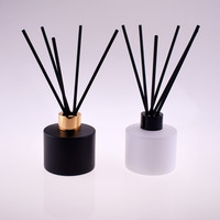 Bouteille en verre cylindrique vide pour diffuseur à bâtonnets, 100ml 200ml, fond épais, noir et blanc, personnalisable avec logo, vente en gros, durable, estampage à chaud, pour la maison