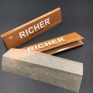 Kit Profesional para Fumar con Logotipo Personalizado, Papel King Size, Grinder de Hierbas, Bandeja Metálica y Conos - Product Image 2