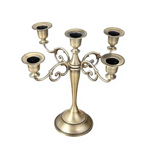 Candelabro Antiguo de Latón con Cinco Brazos y Diseño Cónico para Decoración del Hogar, Accesorios de Mesa, Portavelas Portátil Vintage - Product Image 1