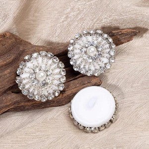 Chất lượng cao handmade vòng hạt thủy tinh pha lê nút sang trọng Rhinestone nút cho DIY may túi may trên nút - Product Image 2