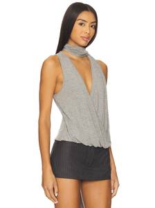 Top Corto Halter de Lona Gris Vintage con Detalle de Bufanda |   Camisola sin Mangas con Escote en V y Frente Cruzado Transpirable para Mujer - Product Image 2
