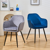 Fauteuil en velours de style décontracté haut de gamme avec dossier et accoudoirs, coussin moelleux, idéal pour l'intérieur et les terrasses extérieures
