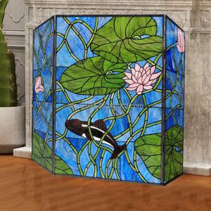 Écran de cheminée Tiffany en verre artistique décoratif, style campagnard européen, motif lotus et poissons, soudé à la feuille d'étain, 40''*28'' - Product Image 2
