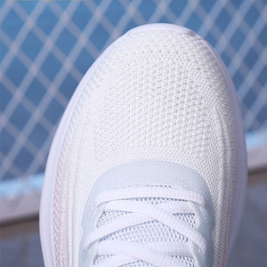 Chaussures de course décontractées pour femmes personnalisées mode tendance automne extérieur anti-dérapant respirant doublure en maille marche baskets d'entraînement - Product Image 2