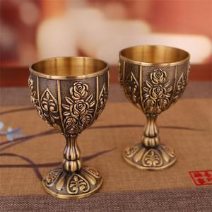 Calice Reale Vintage Fatto a Mano in Lega di Zinco, Coppa con Rilievi, Calice Dorato del Re Artù Medievale - Product Image 3