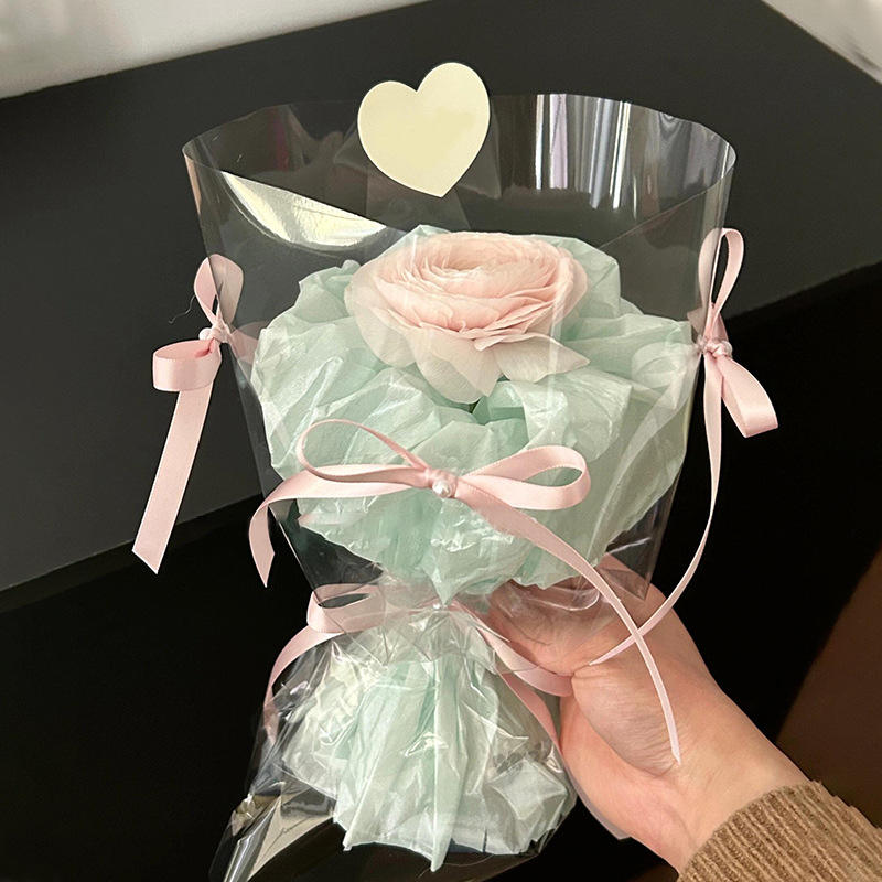 ช่อดอกไม้เล็กสดใหม่