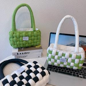 Yüksek kalite 3cm kadife tüp iplik dev kol örgü tıknaz fantezi iplik boyalı desen örgü makinesi yıkanabilir büyük iplik - Product Image 4