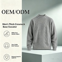 Pull en maille épais à col ras du cou pour homme, modèle 2026, avec texture chevron et coupe ample, idéal pour le port quotidien en superposition en hiver (ODM/OEM)