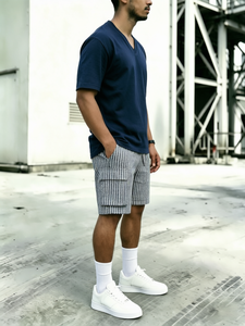 Ensemble décontracté d'été <span class=keywords><strong>2</strong></span> pièces pour hommes : T-shirt col en V et short cargo imprimé cachemire rayé – Survêtement streetwear pour hommes - Product Image 2