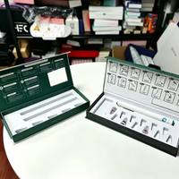 Boîte cadeau magnétique portable personnalisée avec logo, échantillon de pré-production gratuit disponible pour l'emballage d'un ensemble de stylos écologiques de 3 ml