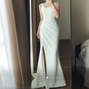 Abito da <span class=keywords><strong>Sposa</strong></span> a Sirena 2026 in Raso Chiaro Avorio, Stile Francese Semplice ed Elegante, Senza Maniche |   Abito da <span class=keywords><strong>Sposa</strong></span> su Misura <span class=keywords><strong>per</strong></span> <span class=keywords><strong>la</strong></span> <span class=keywords><strong>Sposa</strong></span> - Product Image 1