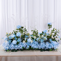 Fleurs blanches de haute qualité avec feuilles vertes, chemin de table en fleurs artificielles pour la décoration de mariage