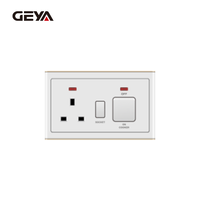 GEYA - Enchufe de Cocina Multifuncional Personalizado con Estándar del Reino Unido, 146 mm x 86 mm, 250 V, 45 A, Clasificación IP20, Resistente al Agua, Material de PC, 1 Salida