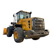 Chargeuse sur pneus hydraulique SDLG L956 de 5 tonnes, robuste, avec une grande benne et un bras de levage puissant pour les chantiers de construction d'infrastructure