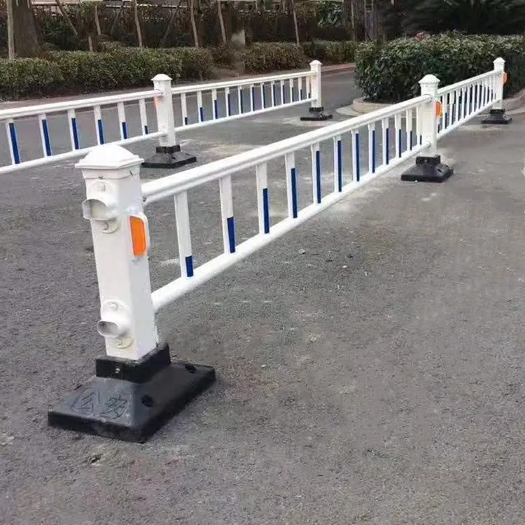 Pedestrian Vehicular Diversion Guardrail Traffic Safety Barrier Metal Steel Roadway Roadside Guard Fence Municipal Guardrail