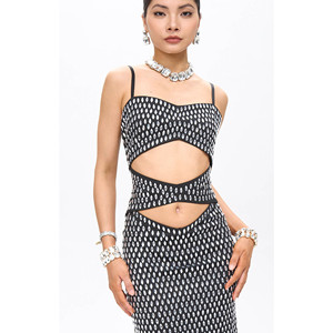 Robe mini noire ornée de cristaux découpés Nure - Product Image 4