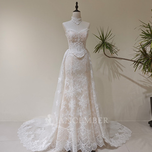 LY149 Royal Sweetheart Lace Embroidery Neckline Mermaid <b>Wedding</b> <b>Dress</b> With <b>Detachable</b> <b>Train</b> - Product Image 2