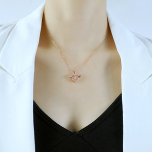 Collana con Pendente a <span class=keywords><strong>Cuore</strong></span> in Zirconi e <span class=keywords><strong>Ali</strong></span> d'Angelo, Catena in Acciaio Inossidabile 316L Placcato Oro, Moda Trendy per Donne - Product Image 5