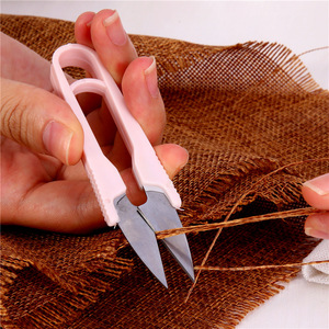 Cross Stitch Scissors Plastic Handle Stainless Steel U Shape For Tailoring And Yarn Trimming <b>Random</b> Color - Product Image 2