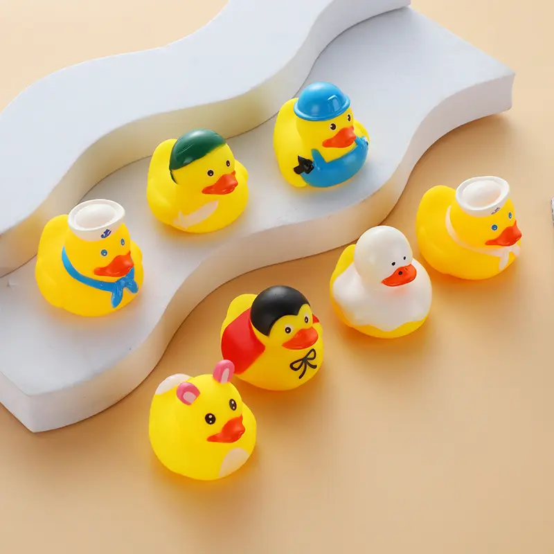 Baby Bath Toys Cute Squeaky Yellow Duck Bath Water Game Toys For Kids Playing Water Kawaii Squeeze Float Ducks With BB Sound
