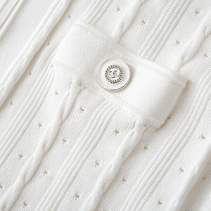 Maglioncino da donna con collo rotondo bianco all'ingrosso, produttore di maglieria, manica corta arruffata monopetto, abito lavorato a <span class=keywords><strong>maglia</strong></span> - Product Image 4