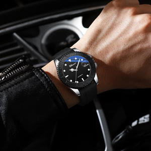 Nouvelle montre mécanique automatique <span class=keywords><strong>Dawn</strong></span> pour homme, calendrier, luminescente, étanche, bracelet en silicone fantôme, tendance - Product Image 4