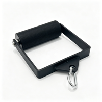 Accessoire de machine à câble de gym, poignée en D rotative robuste et réglable avec poignée antidérapante et corde triceps pour l'entraînement des bras