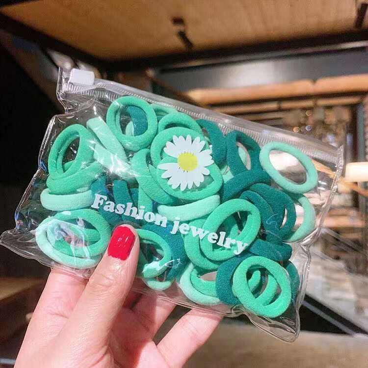 50 pieces in green storage bag