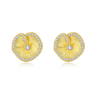 Boucles d'oreilles de luxe en argent sterling 925 plaqué or 18 carats, zircon cubique pavé de forme ronde géométrique
