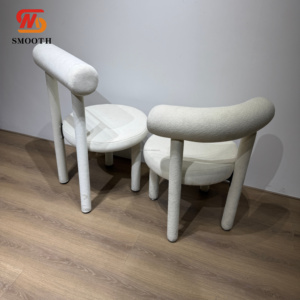 Chaise de mariage élégante en velours blanc moderne, confortable et moelleuse, avec structure en acier inoxydable, pour les mariages, les fêtes et les dîners - Product Image 2