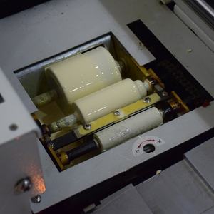 Machine de reliure de livres à colle thermofusible automatique électrique Disen DSO-50A+ avec écran LCD, format A4, épaisseur 50 mm - Product Image 5