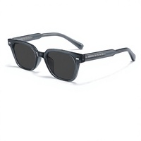 Gafas de Sol Unisex de Diseño para Mujer, Lentes Polarizadas TR90 TAC, Ligeras, Color Verde Grisáceo, Cuadradas, Protección UV400, para Conducir, Modelo CL 8648