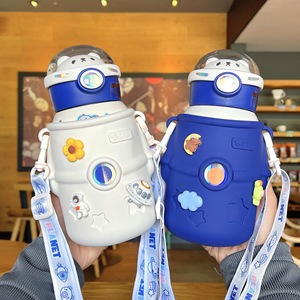 Thiết kế mới không gian Phi Hành Gia dán xách tay dễ thương phim hoạt hình thể thao chai nước 500ml uống nước bằng thép không gỉ chai - Product Image 2